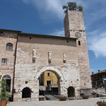 Spello_Porta_Consolare 250